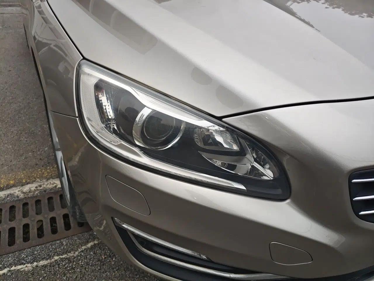 Volvo V60 2015 T5 Zhiyi Edition — миниатюра 7