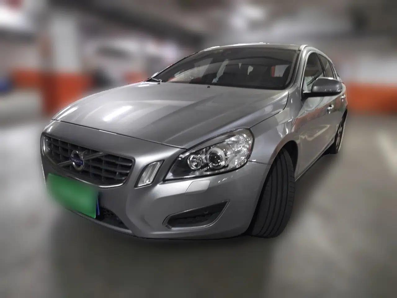 Volvo V60 2013 T5 Zhiya Edition — миниатюра 1