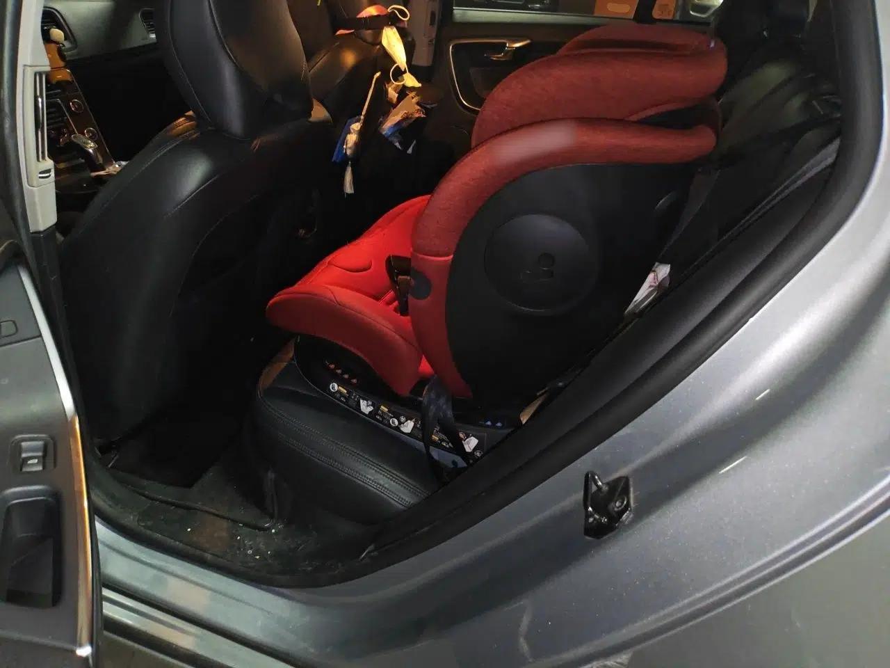 Volvo V60 2013 T5 Zhiya Edition — миниатюра 18