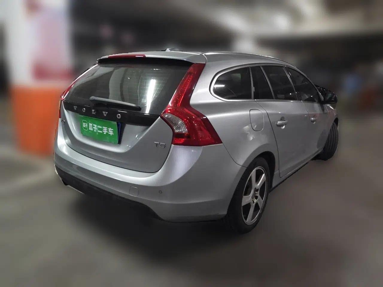 Volvo V60 2013 T5 Zhiya Edition — миниатюра 6