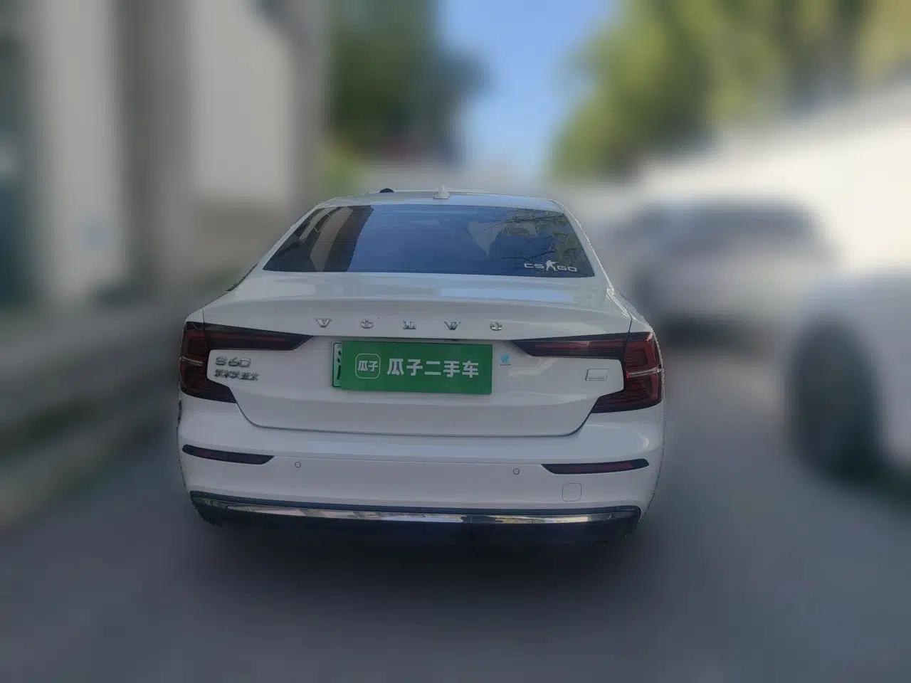 Volvo S60 New Energy 2023 T8 All-Wheel Drive Long-Range Zhiyi Luxury Edition — миниатюра 5