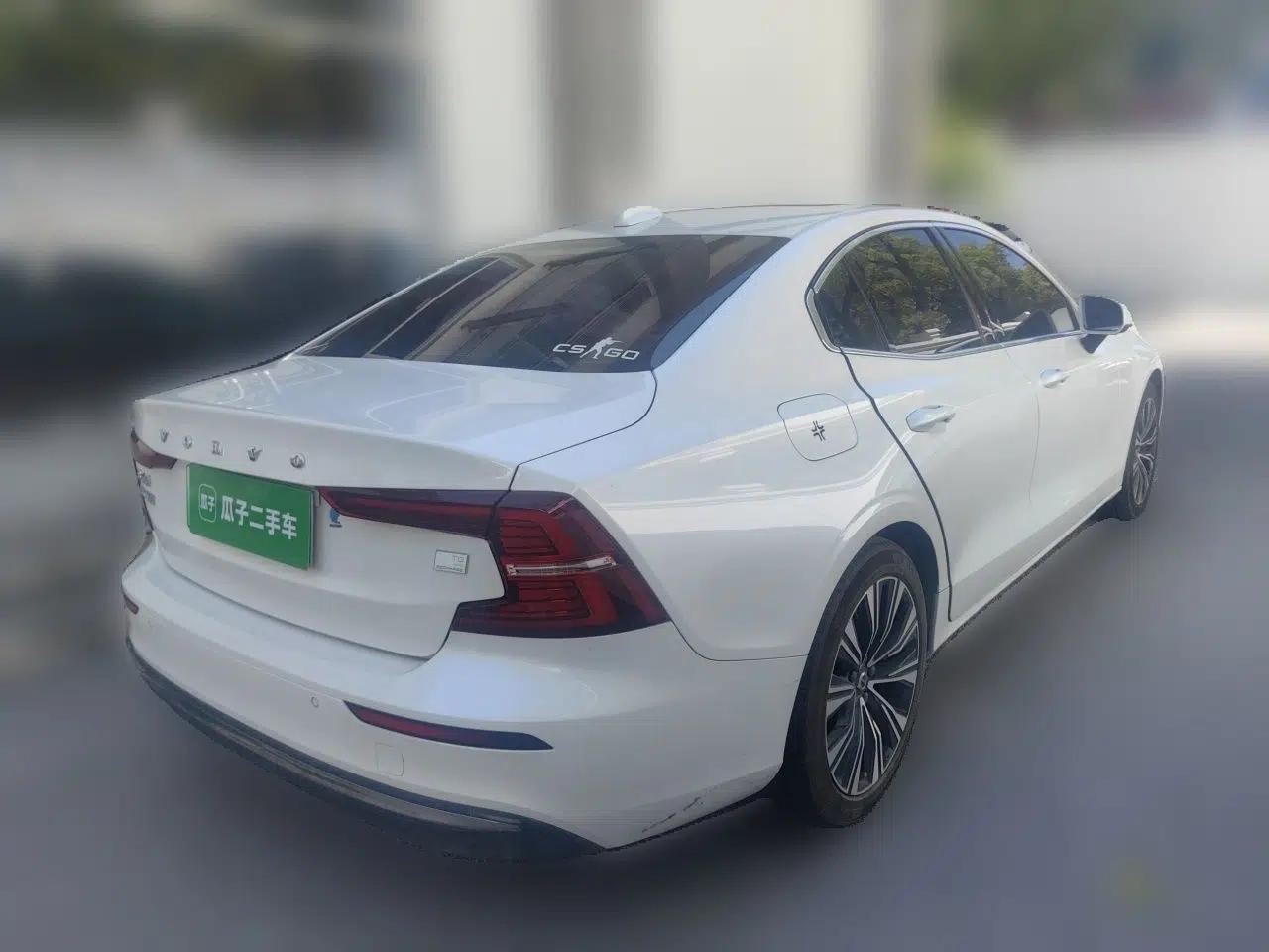 Volvo S60 New Energy 2023 T8 All-Wheel Drive Long-Range Zhiyi Luxury Edition — миниатюра 6