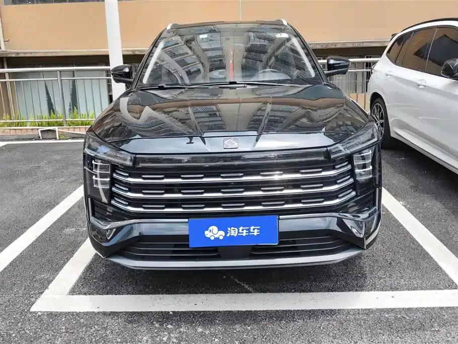 Sihao X8 PLUS 2023 1.5TGDI DCT Smart Edition 7-seater — миниатюра 2