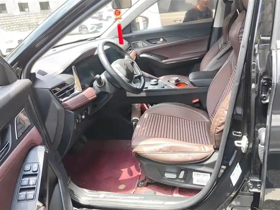 Sihao X8 PLUS 2023 1.5TGDI DCT Smart Edition 7-seater — миниатюра 9