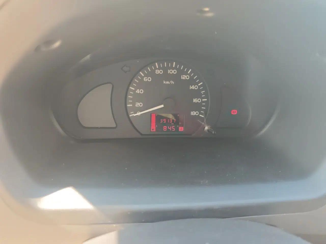 Wuling Rongguang S 2022 1.2L Standard Model Window-Sealed Car with Air Conditioning 2 Seats LSI — миниатюра 12