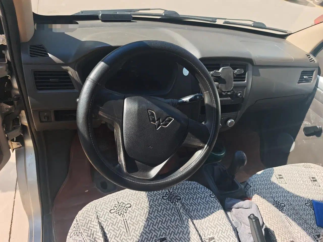 Wuling Rongguang S 2022 1.2L Standard Model Window-Sealed Car with Air Conditioning 2 Seats LSI — миниатюра 10
