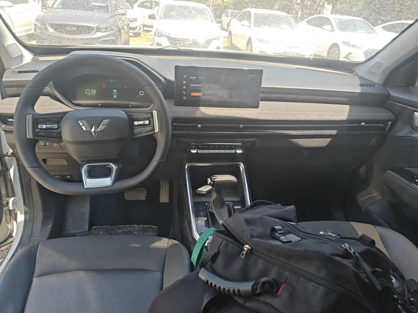 Wuling Alvez 2022 1.5L CVT Comfort Edition — миниатюра 13
