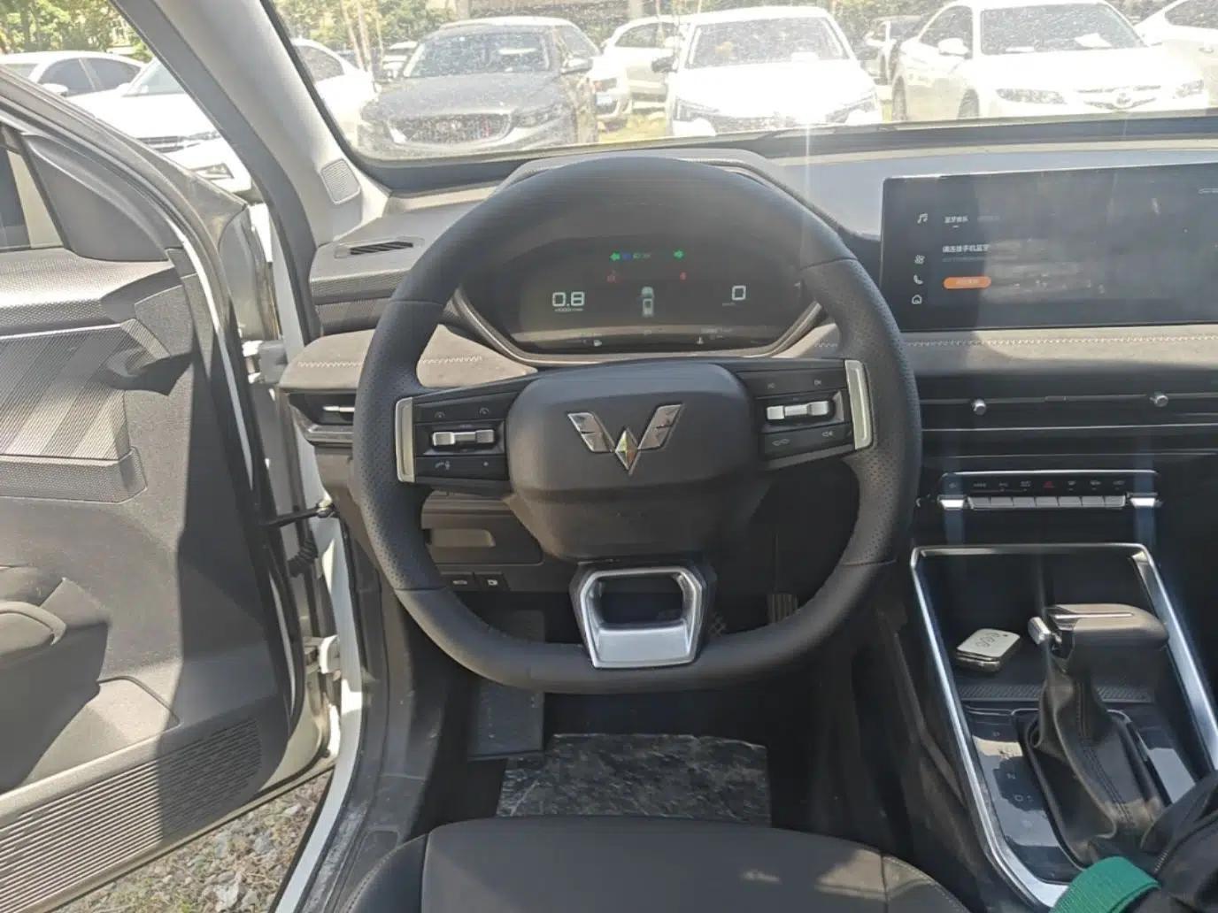 Wuling Alvez 2022 1.5L CVT Comfort Edition — миниатюра 14
