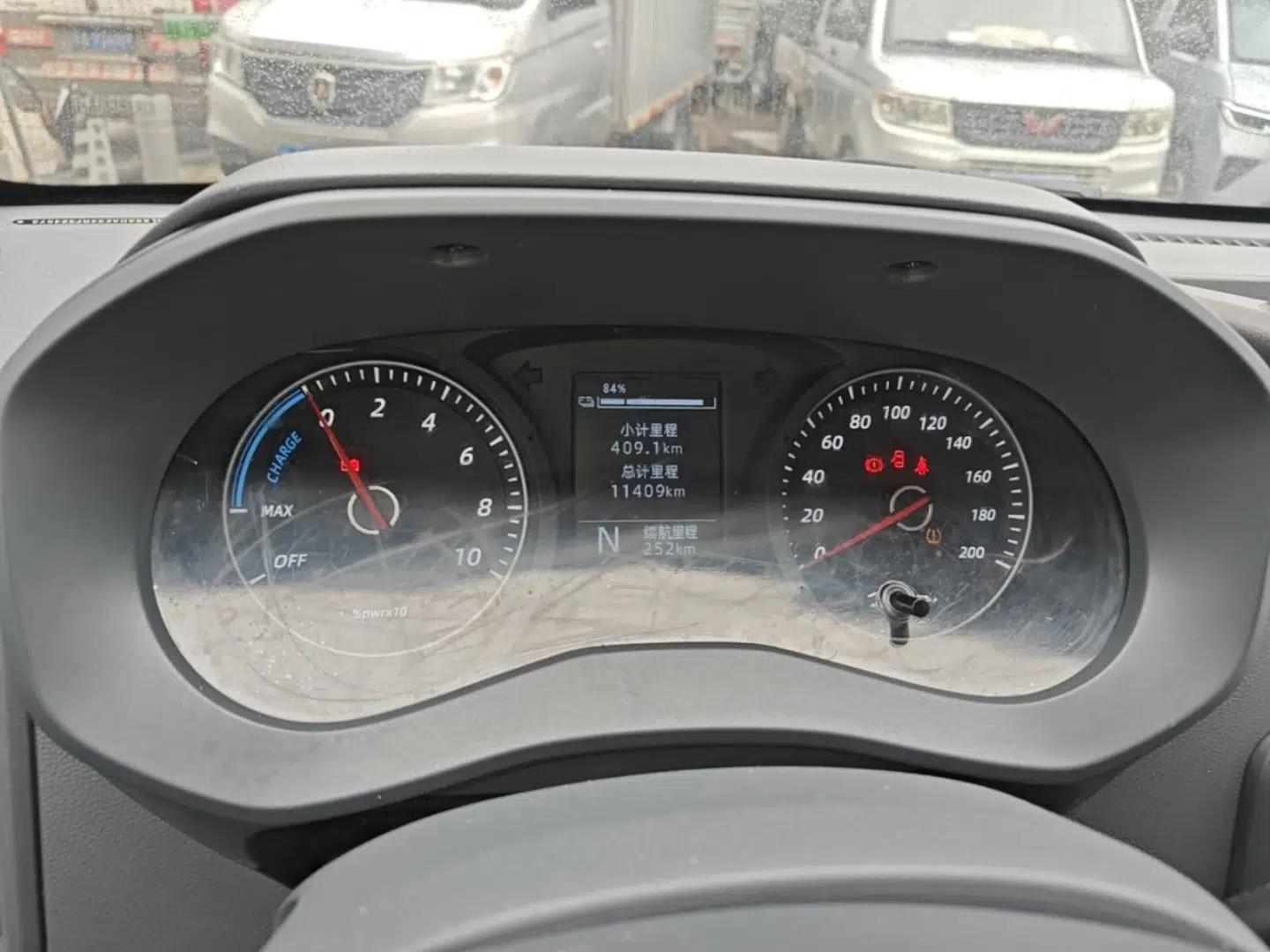 Wuling Yangguang 2024 300KM Comfort Version Passenger Van 75kW — миниатюра 15