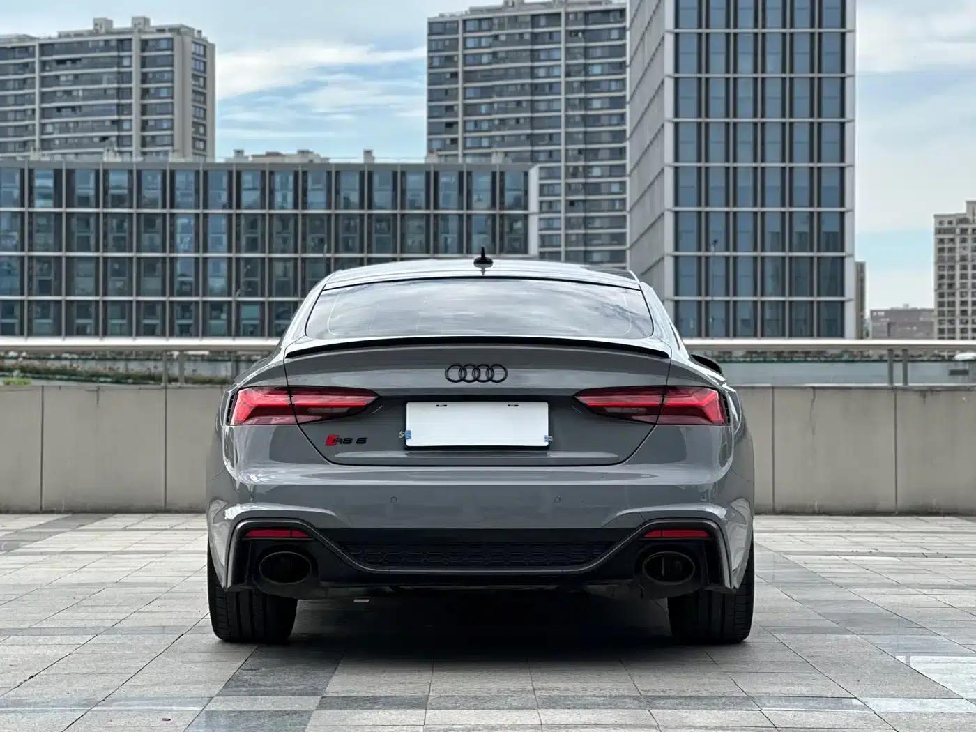 Audi RS 5 2023 RS 5 2.9T Sportback Dark Gold Edition — миниатюра 5