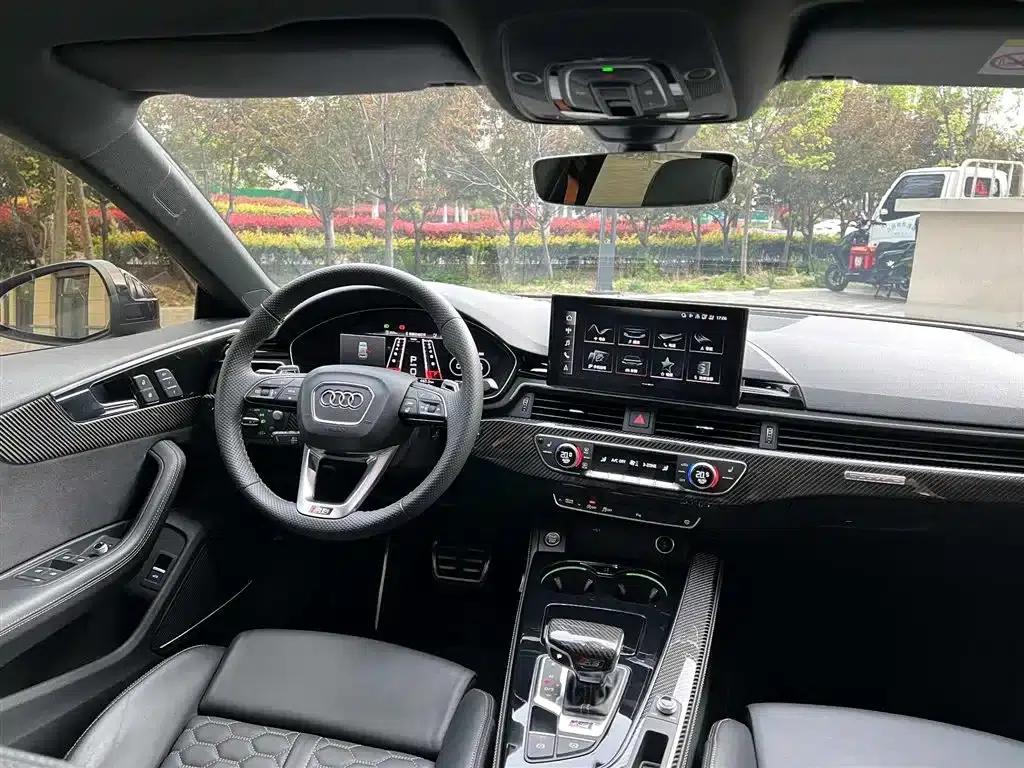 Audi RS 5 2022 RS 5 2.9T Sportback Dark Gold Edition — миниатюра 12