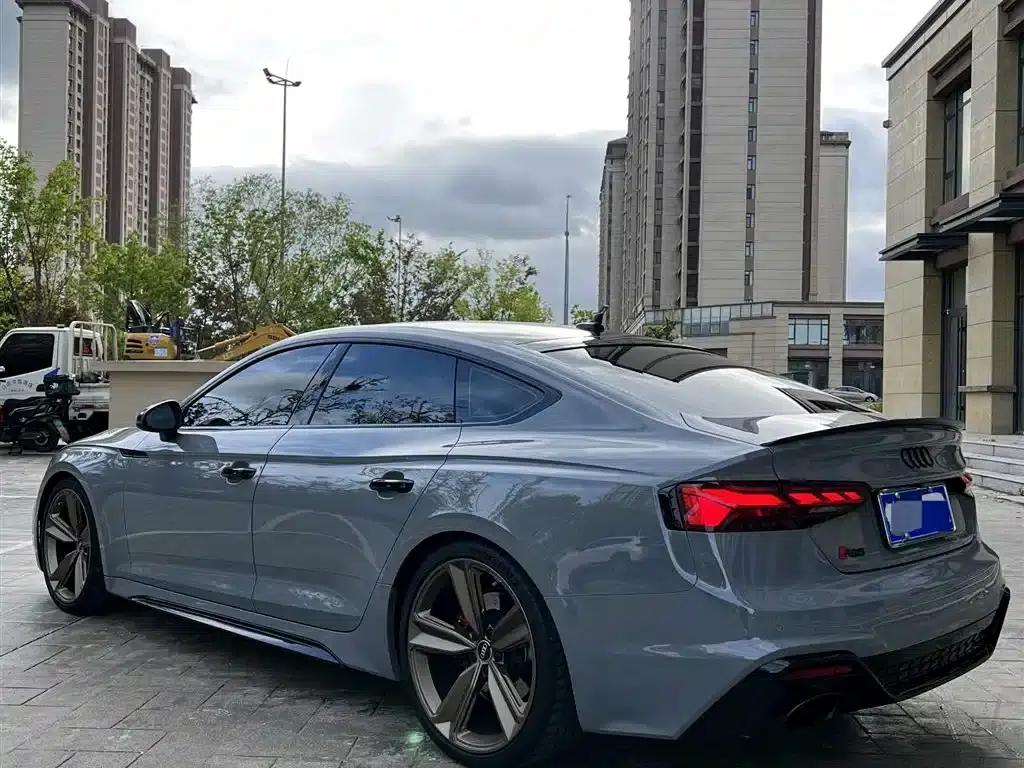 Audi RS 5 2022 RS 5 2.9T Sportback Dark Gold Edition — миниатюра 5