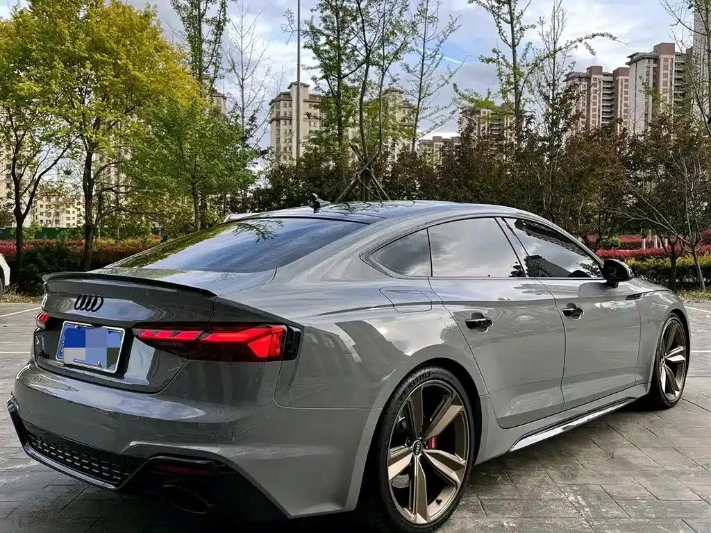 Audi RS 5 2022 RS 5 2.9T Sportback Dark Gold Edition — миниатюра 6