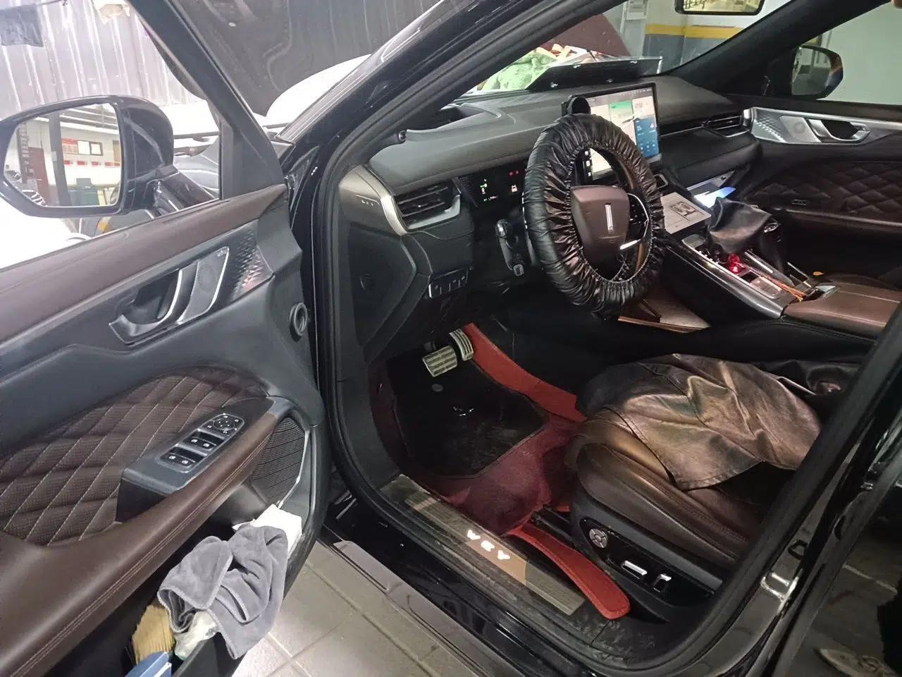 Wey Mocha 2021 2.0T Four-Wheel Drive Premium Edition — миниатюра 17