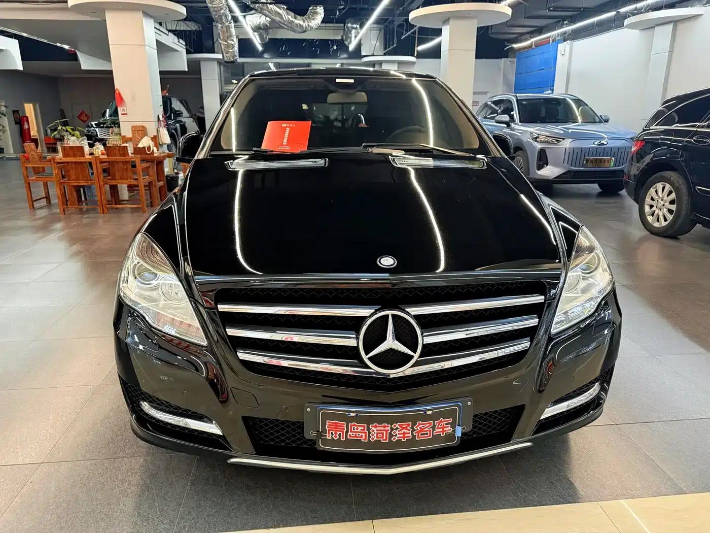 2017 Mercedes-Benz R-Class R 320 4MATIC Business Edition — миниатюра 2