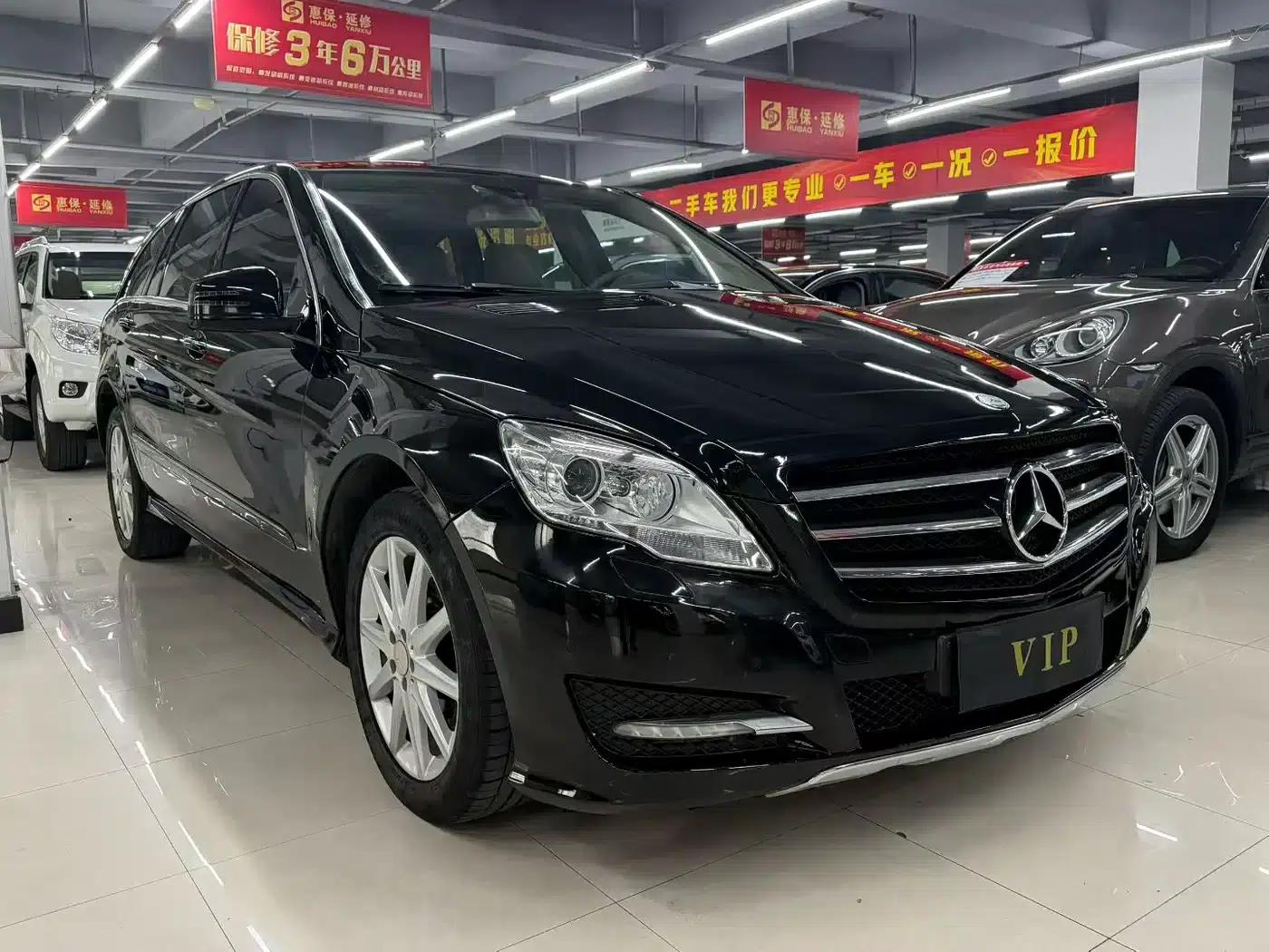 2011 Mercedes-Benz R-Class R 350 L 4MATIC — миниатюра 1