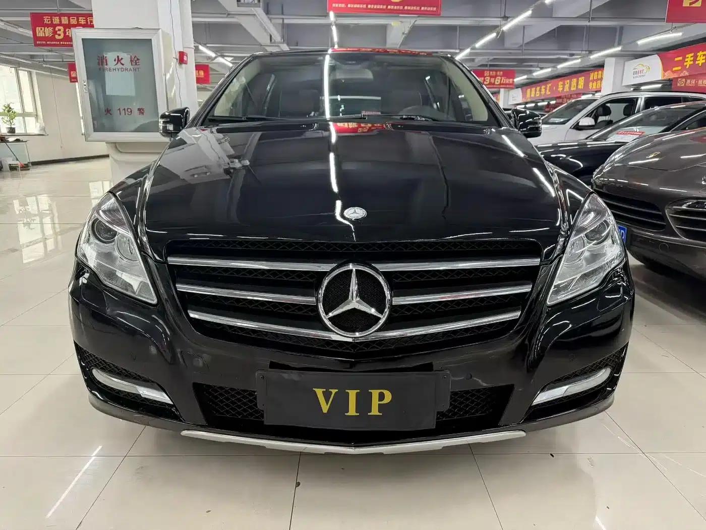 2011 Mercedes-Benz R-Class R 350 L 4MATIC — миниатюра 2