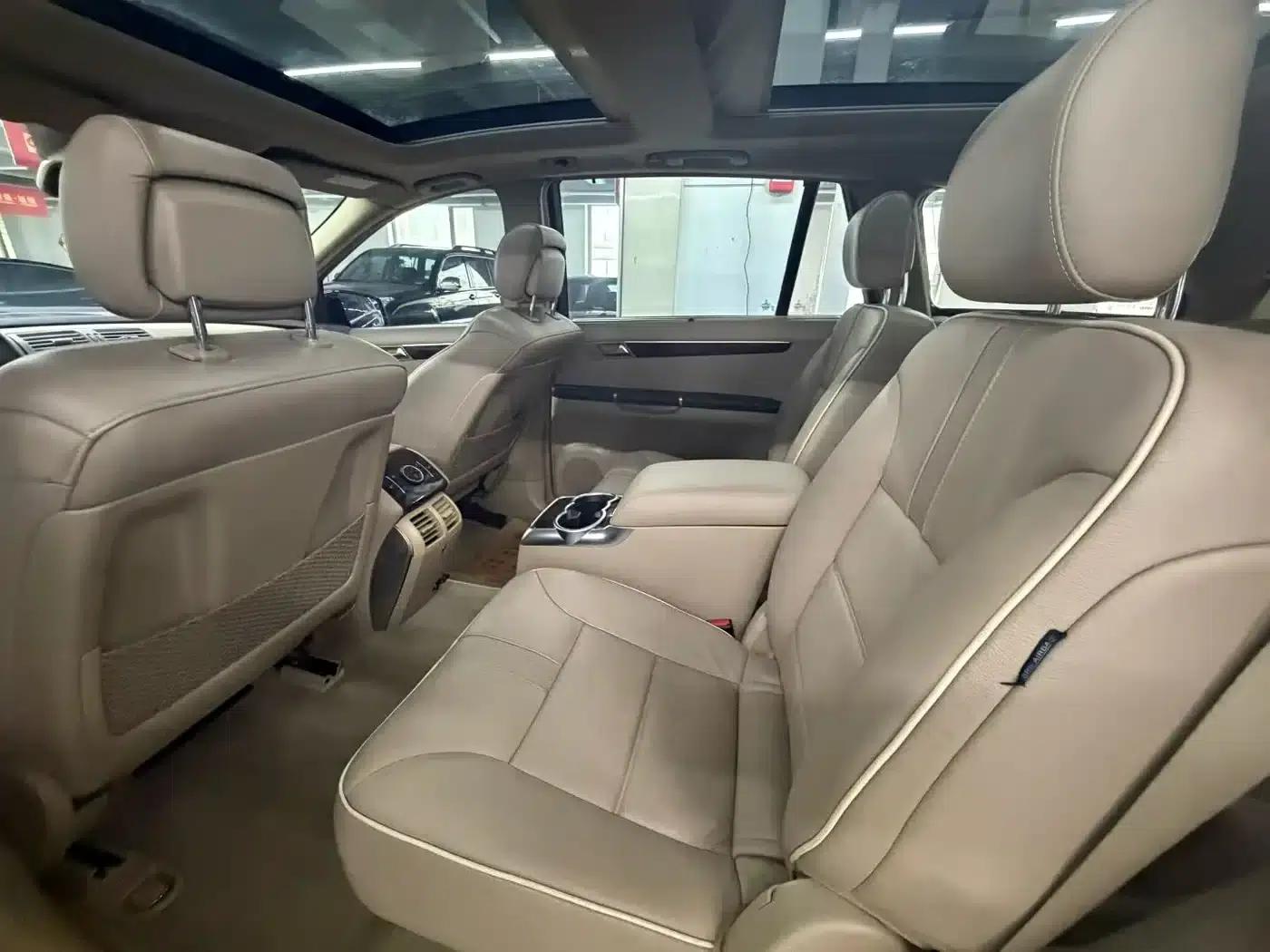 2011 Mercedes-Benz R-Class R 350 L 4MATIC — миниатюра 6