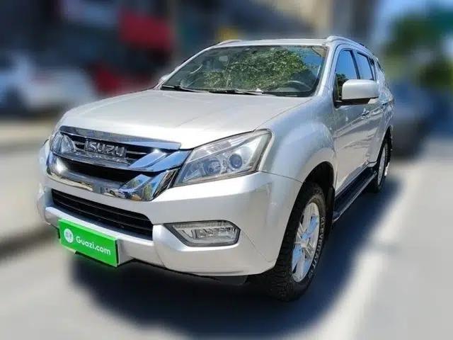 Isuzu mu-X 2017 2.5T Two-Wheel Drive Automatic Luxury 7-Seater