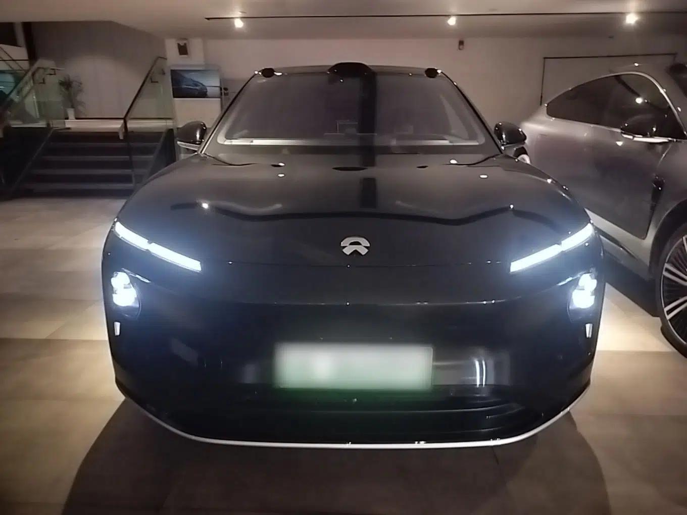 Nio ET9 2025 100kWh Signature Edition — миниатюра 2