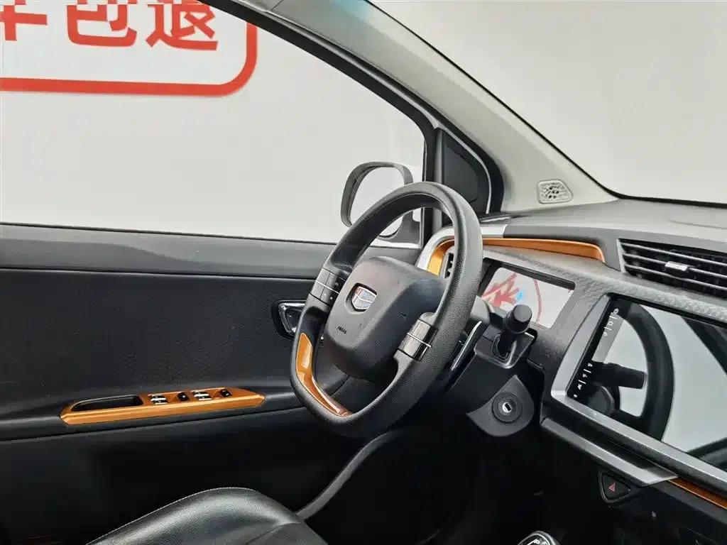 Geely Vision X1 2017 1.3L Automatic Fun Edition — миниатюра 22
