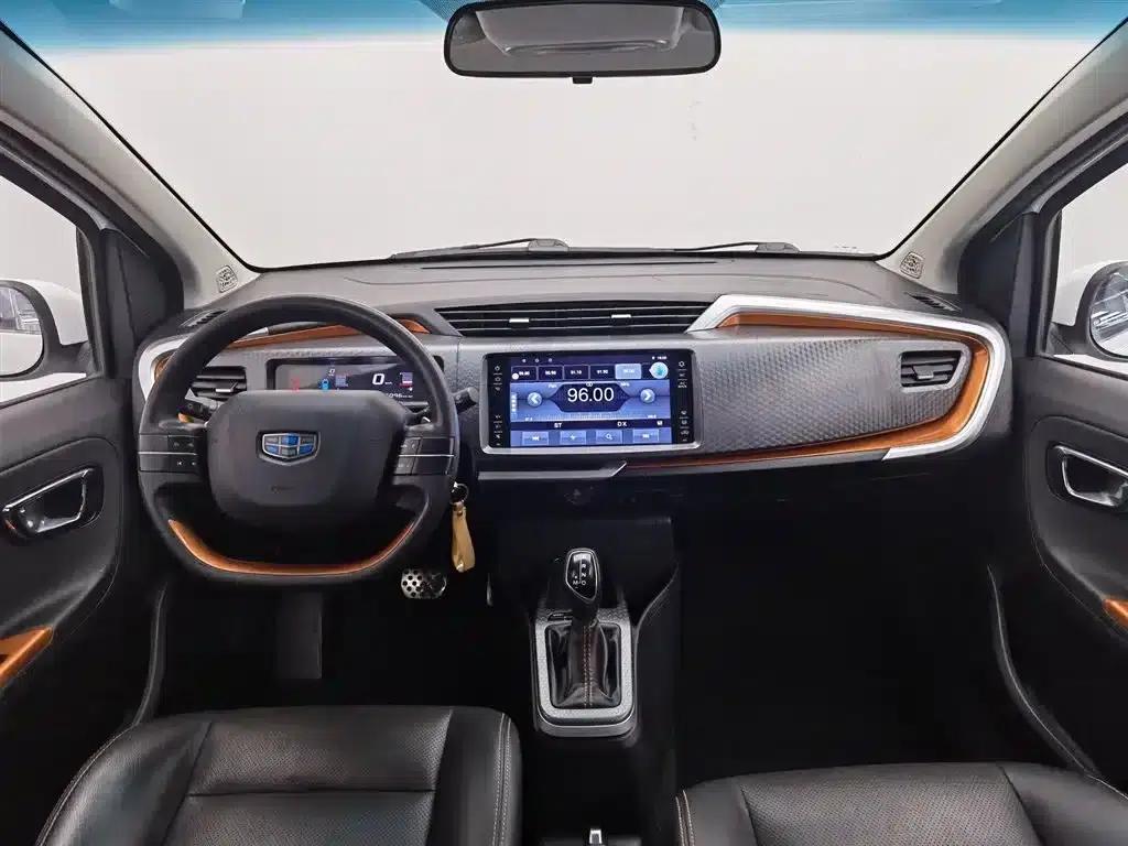 Geely Vision X1 2017 1.3L Automatic Fun Edition — миниатюра 5