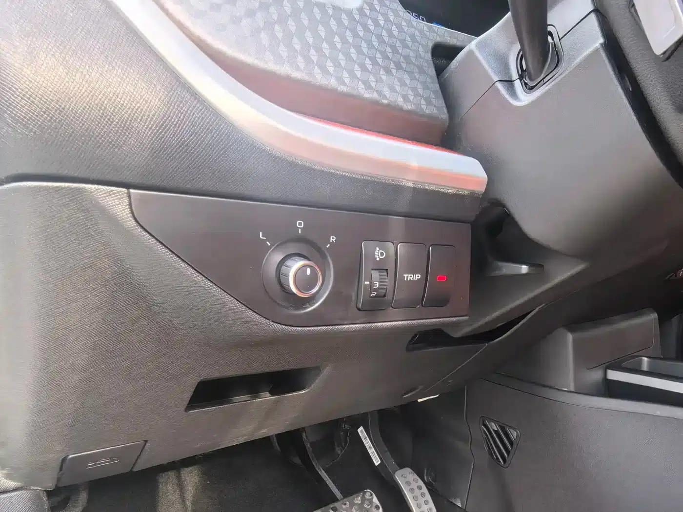 Geely Vision X1 2017 1.3L Automatic Player Edition — миниатюра 11
