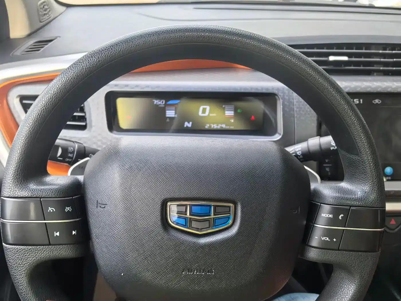 Geely Vision X1 2017 1.3L Automatic Player Edition — миниатюра 12
