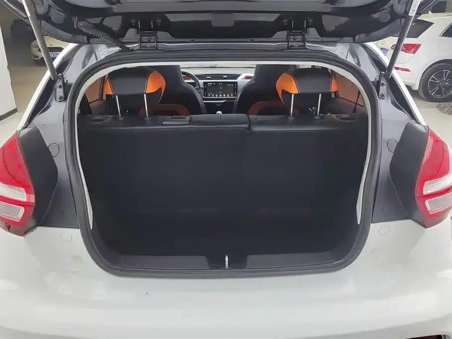 Geely Vision X1 2017 1.3L Automatic Player Edition — миниатюра 4