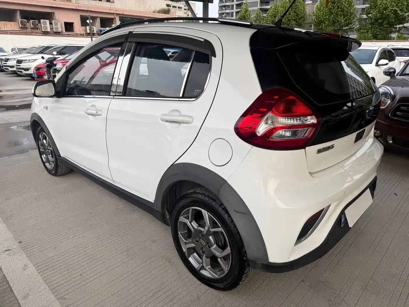 Geely Vision X1 2017 1.3L Automatic Player Edition — миниатюра 10