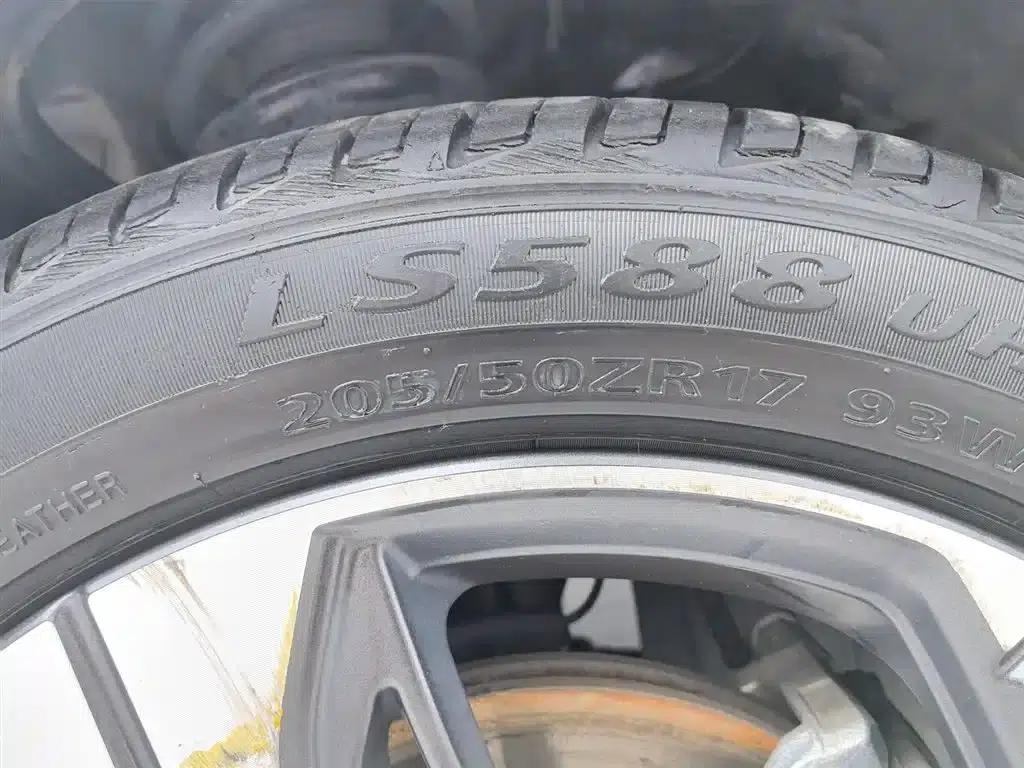 Geely Emgrand L 2022 1.4T CVT Flagship Edition — миниатюра 24