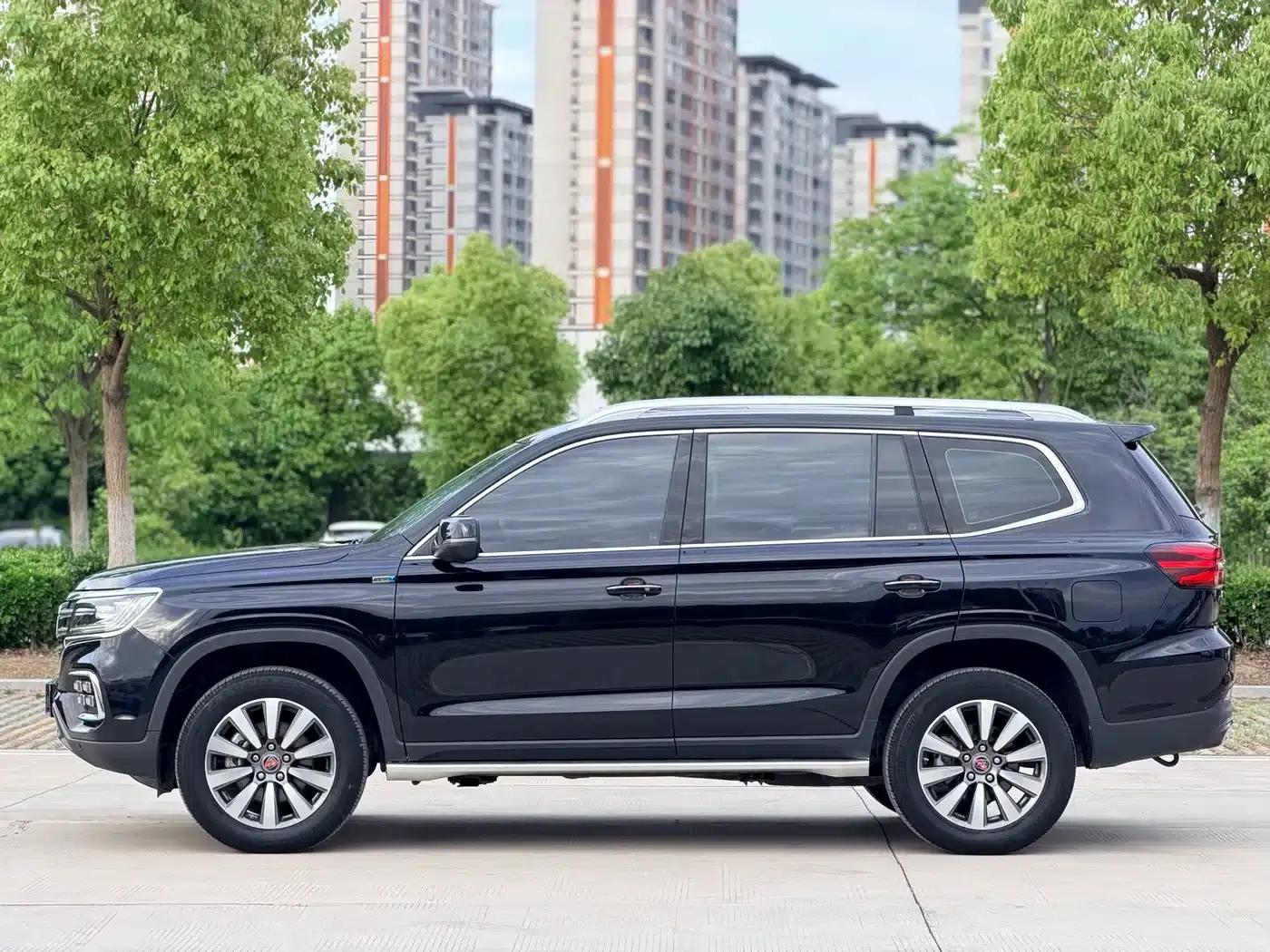Roewe RX8 2019 30T Intelligent Connected 4WD Super Flagship Edition — миниатюра 4