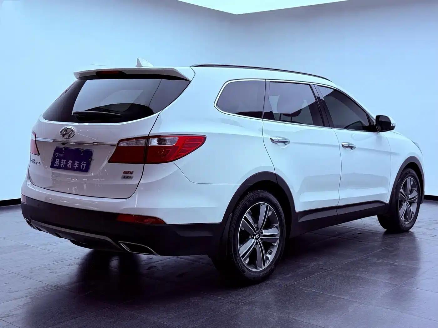 2013 Geely Grand Prix 3.0L 7-seater 4WD Flagship Edition with Brown Interior — миниатюра 6