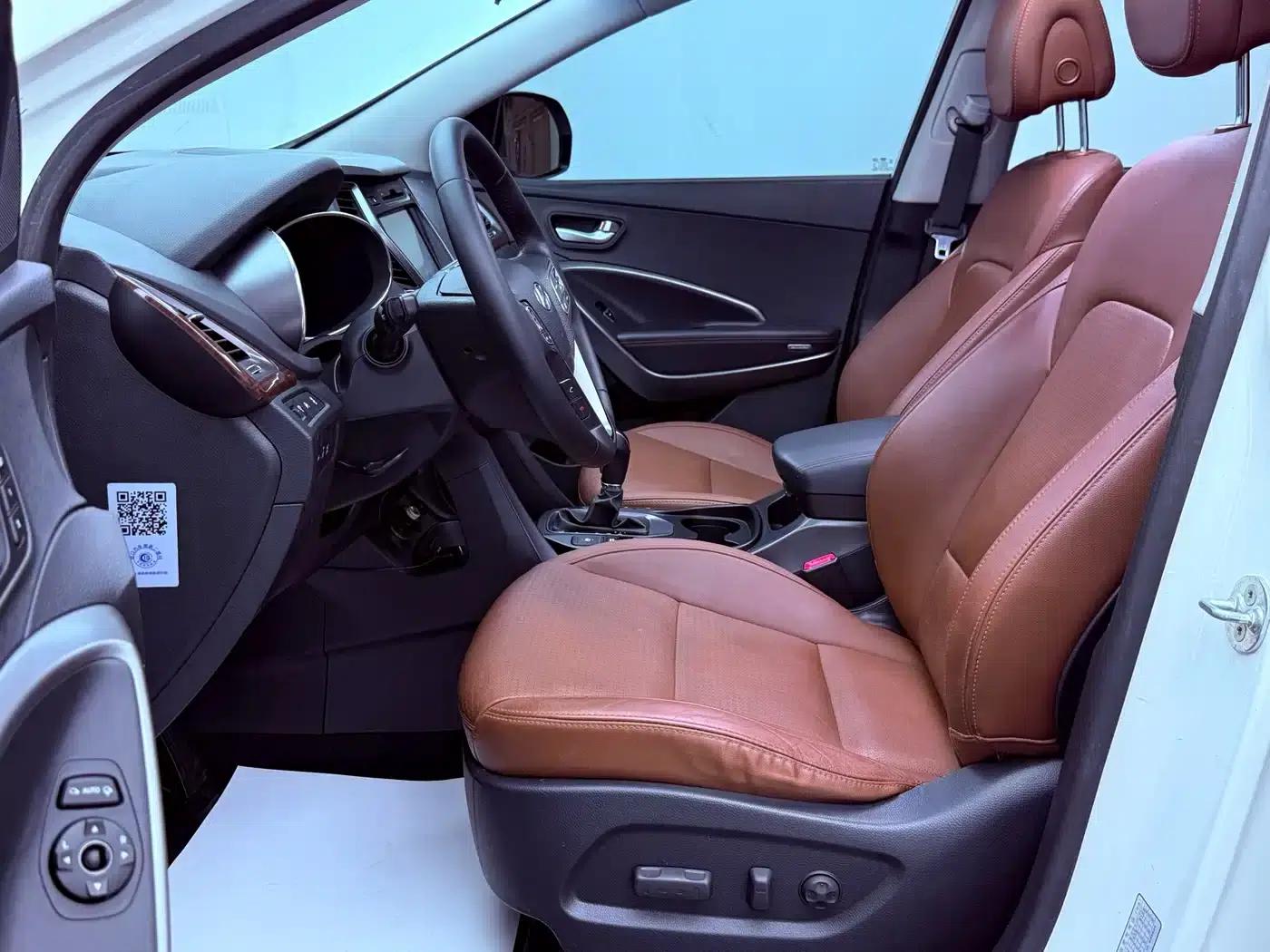 2013 Geely Grand Prix 3.0L 7-seater 4WD Flagship Edition with Brown Interior — миниатюра 10