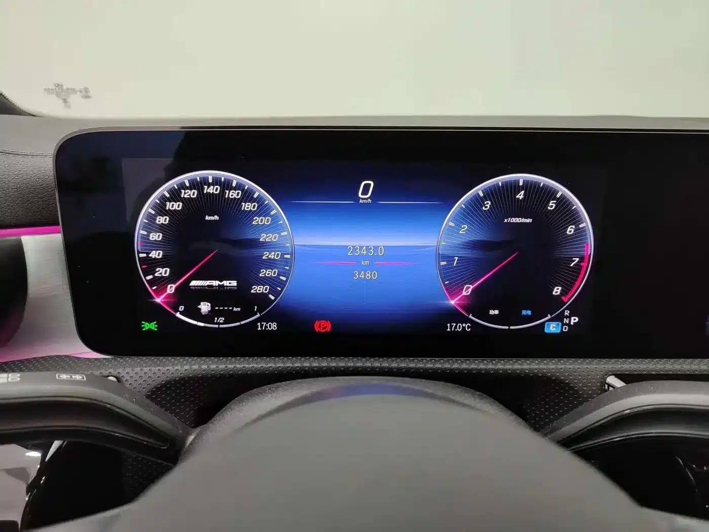 2025 Mercedes-Benz A-Class AMG A 35 L 4MATIC — миниатюра 18