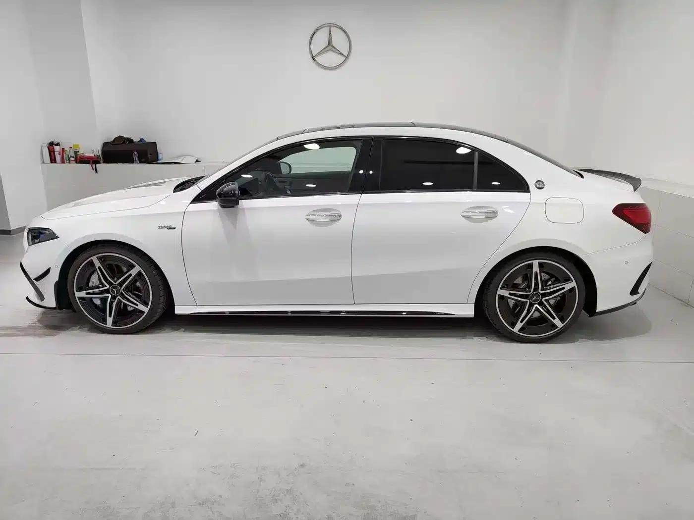 2025 Mercedes-Benz A-Class AMG A 35 L 4MATIC — миниатюра 22