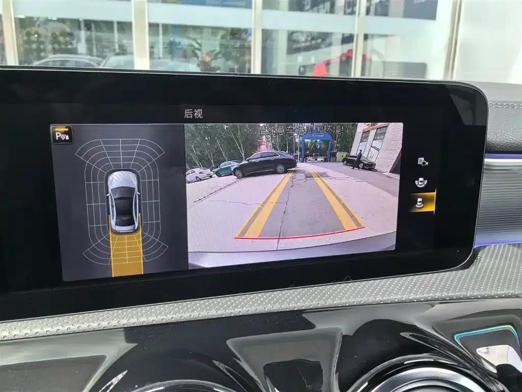 2023 Mercedes-Benz A-Class AMG A 35 L 4MATIC — миниатюра 9
