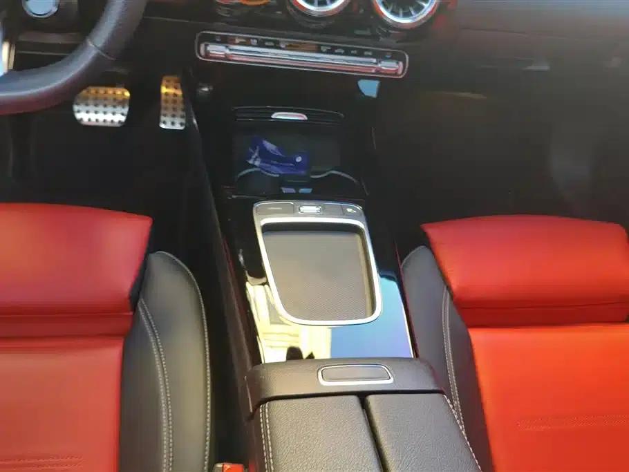 Imported 2024 Mercedes-Benz A-Class AMG A 35 4MATIC — миниатюра 16