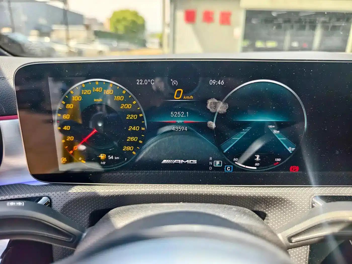 Imported 2022 Mercedes-Benz A-Class AMG A 35 4MATIC — миниатюра 16
