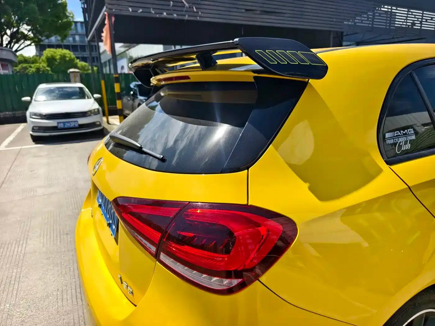 Imported 2022 Mercedes-Benz A-Class AMG A 35 4MATIC — миниатюра 22