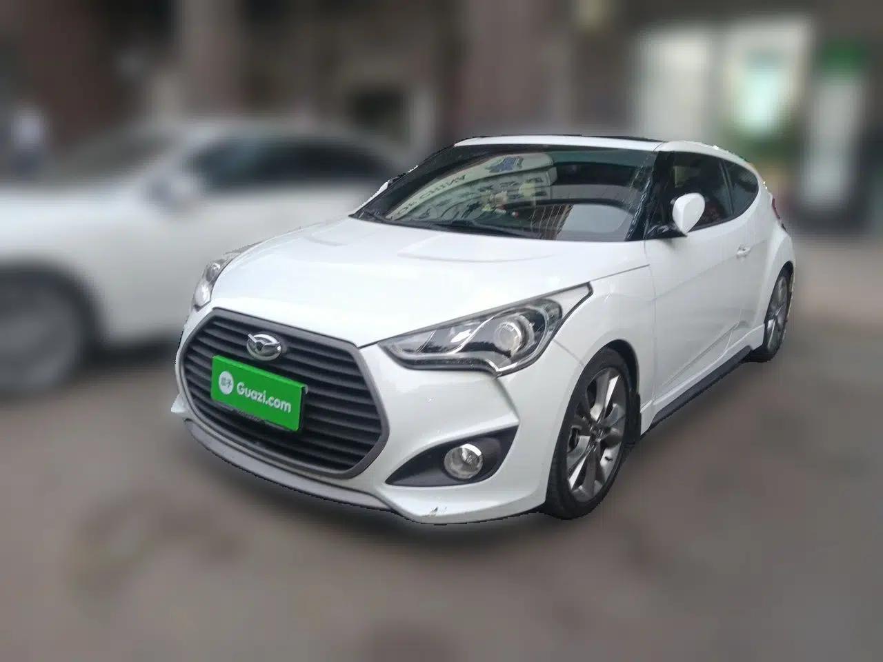 Hyundai Veloster 2015 1.6T Automatic Luxury Edition — миниатюра 1