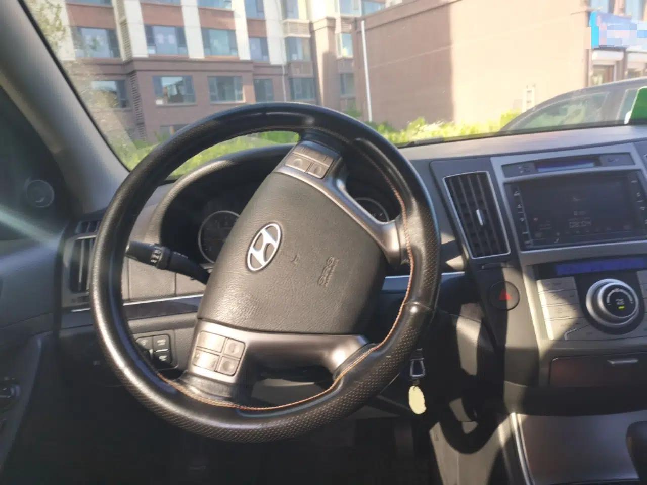 Hyundai Veracruz 2009 3.8L Comfort Edition — миниатюра 11