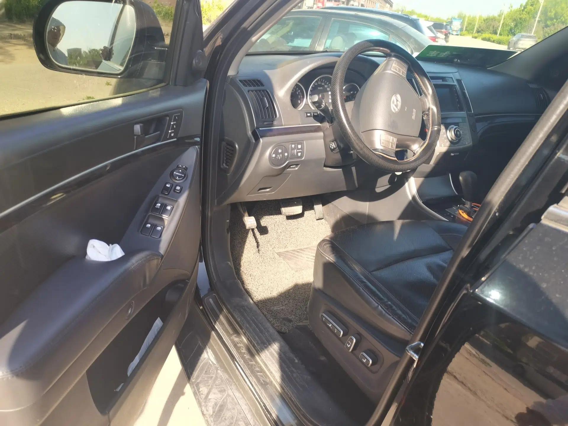 Hyundai Veracruz 2009 3.8L Comfort Edition — миниатюра 17