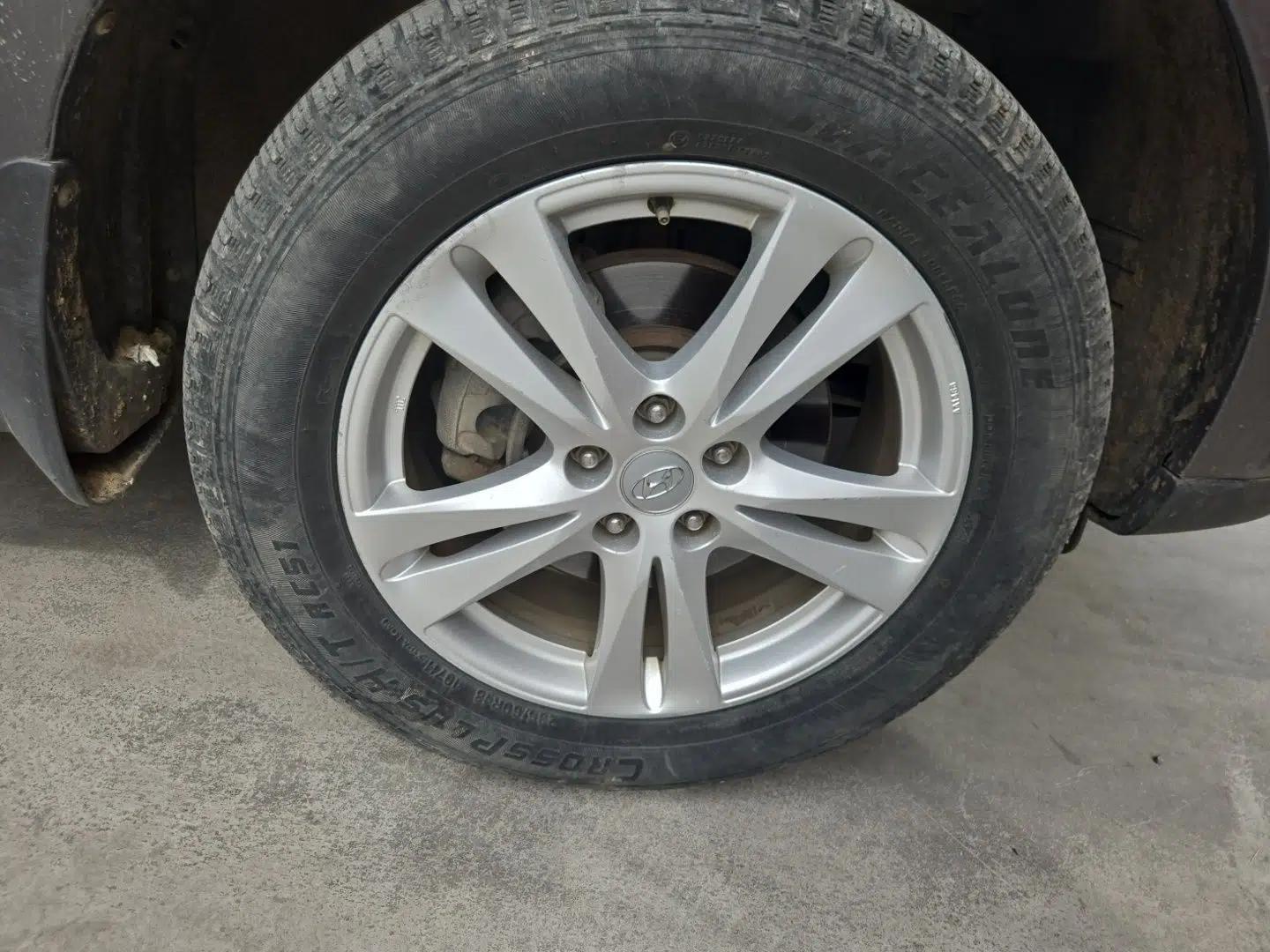 Hyundai Santa Fe Classic 2012 2.4 Comfort Edition 7-Seater Four-Wheel Drive — миниатюра 8