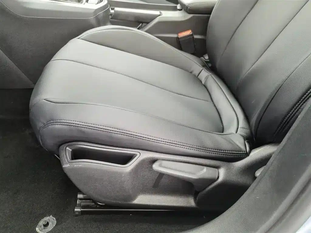 Peugeot 308S 2015 1.2T Automatic Sporty Edition — миниатюра 20
