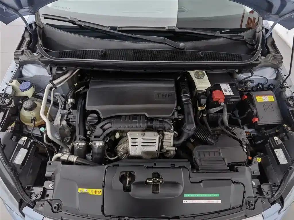 Peugeot 308S 2015 1.2T Automatic Sporty Edition — миниатюра 6