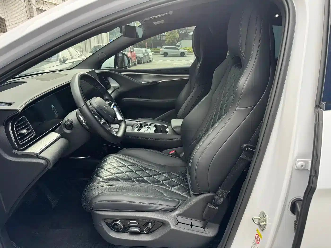 Hiace 07 EV 2024 Model 610 Smart Navigation Edition — миниатюра 8