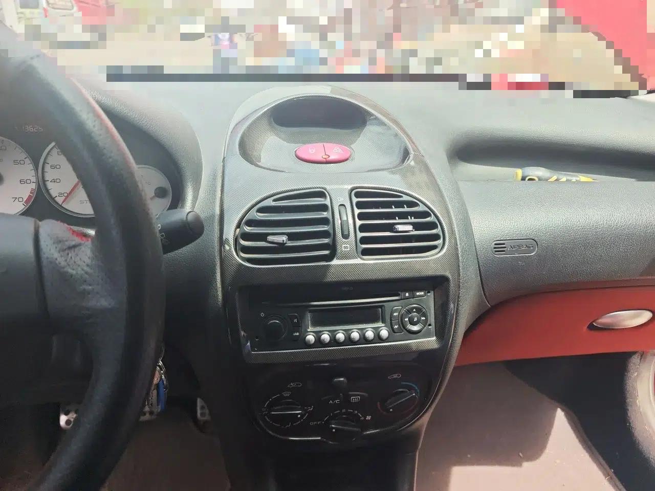 Citroen C2 2012 1.4L Manual Sport Model — миниатюра 14