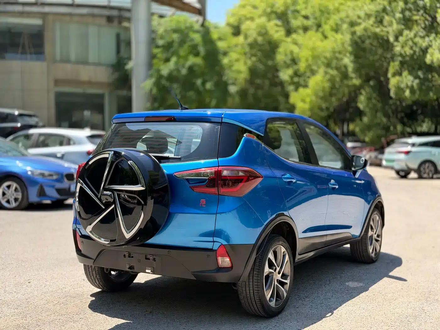 2017 Yuan 1.5L Automatic Cool and Stylish Model — миниатюра 5