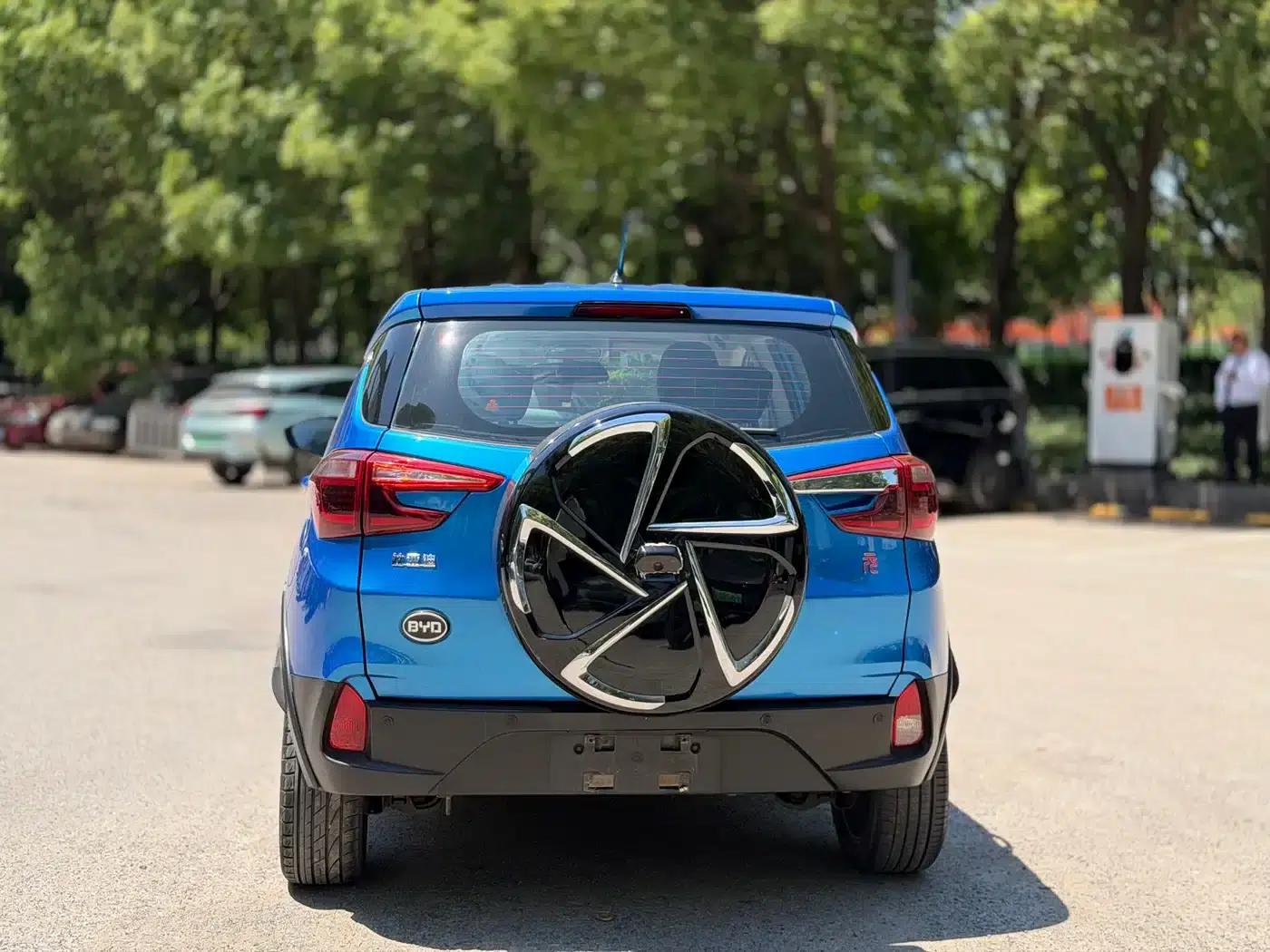 2017 Yuan 1.5L Automatic Cool and Stylish Model — миниатюра 6